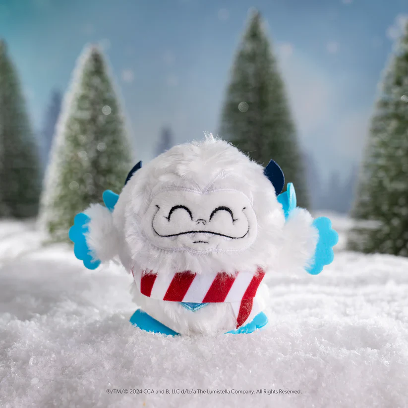 Elf on the Shelf - SnoBiggie Yeti SnoBall Surprise - Image 5