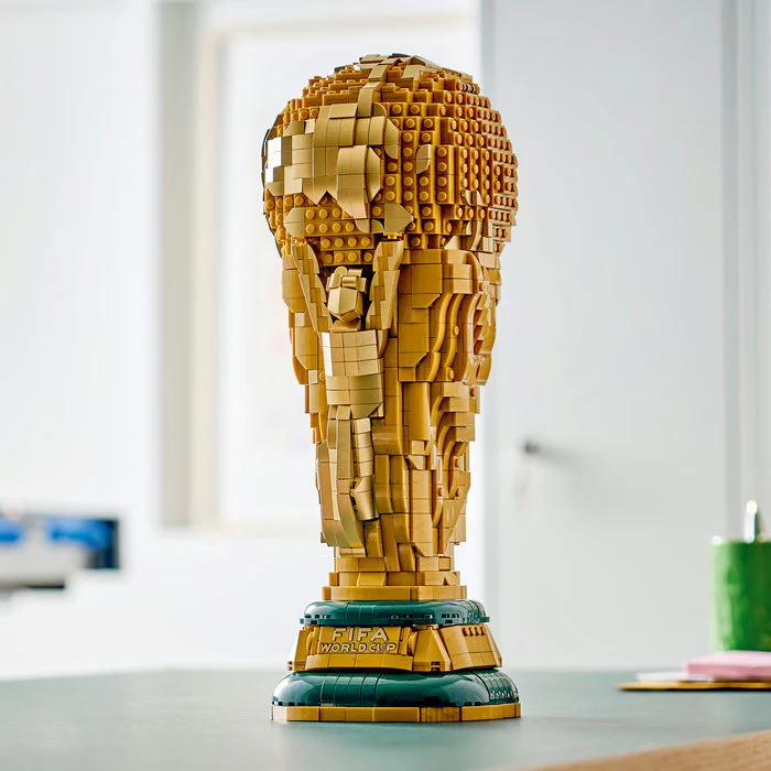 LEGO Editions - FIFA World Cup Official Trophy - Image 4