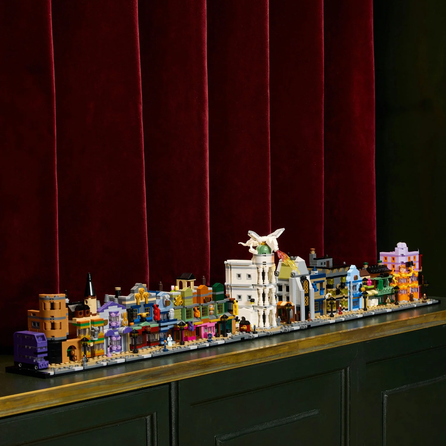 Lego Harry Potter - Diagon Alley Wizarding Shops - Image 5