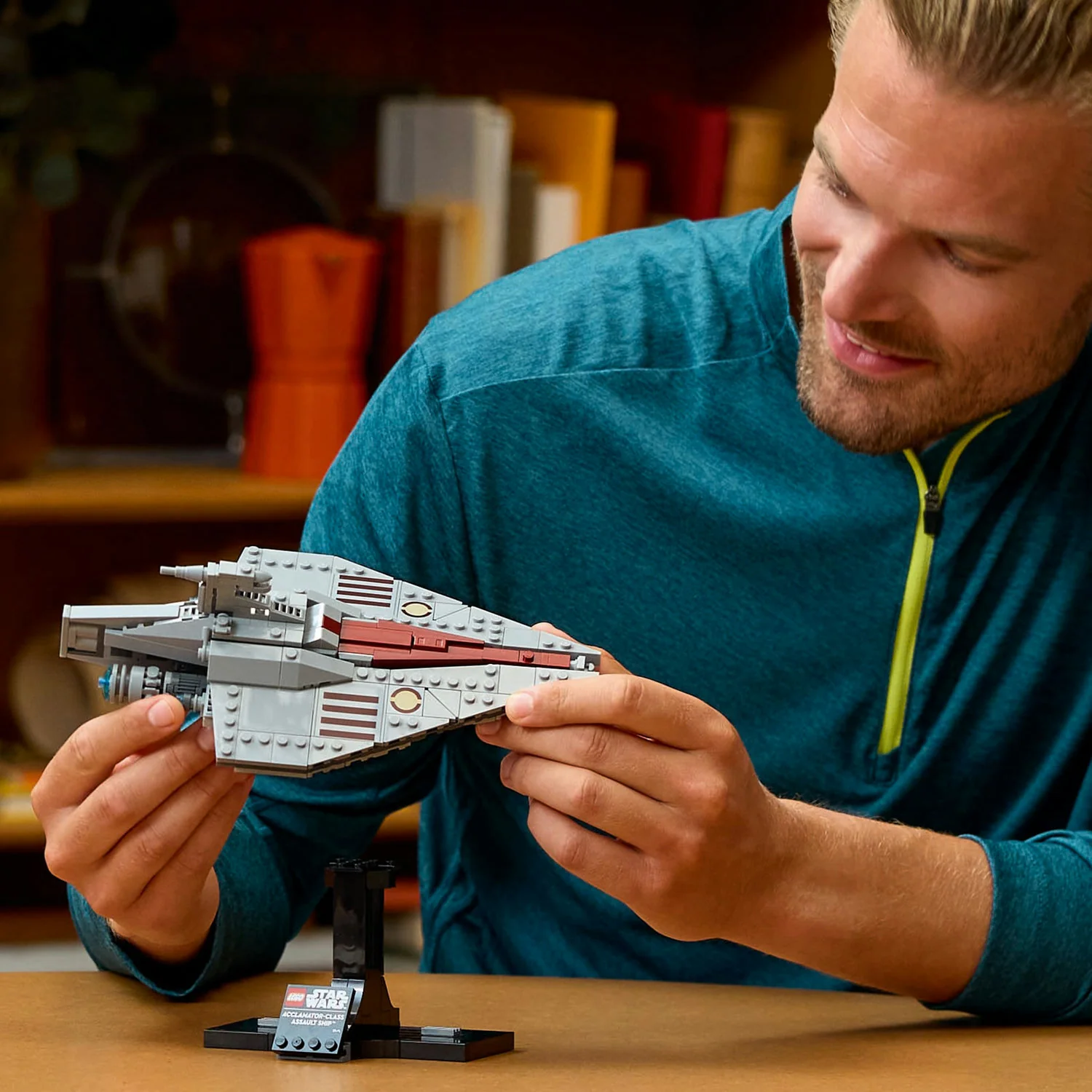 Lego Star Wars - Acclamator-Class Assault Ship - Image 3