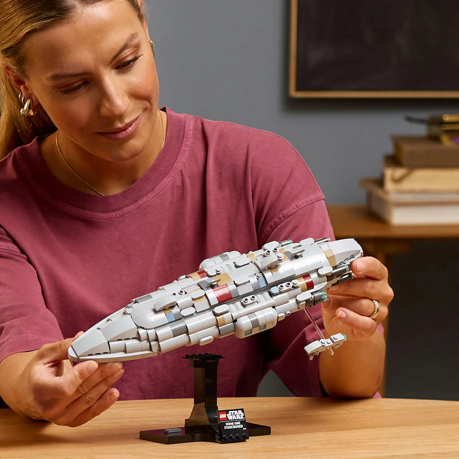 Lego Star Wars - Home One Starcruiser - Image 3