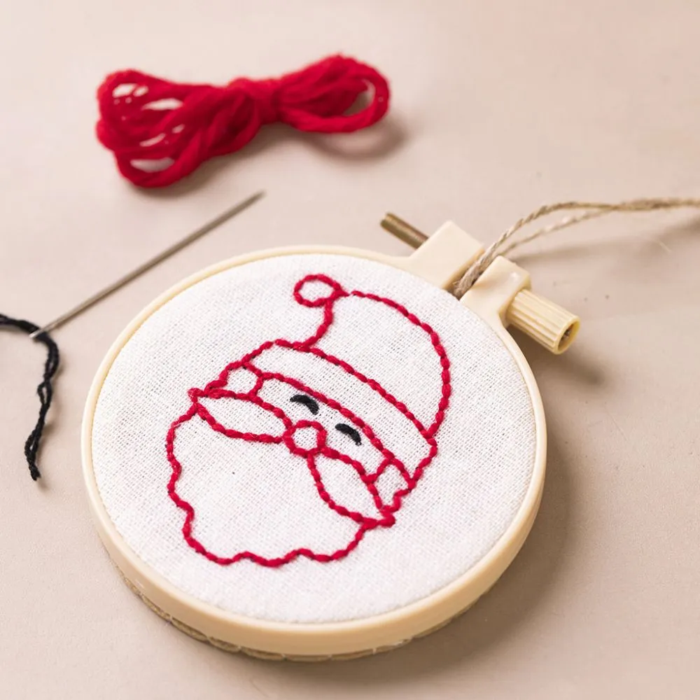 Mini Craft Kit Embroidery - Santa - Image 3