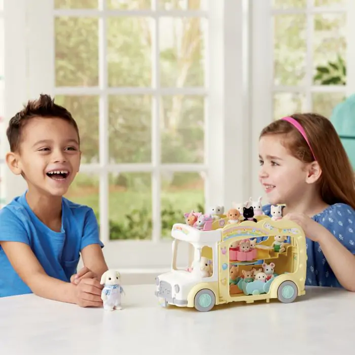 Sylvanian Families Rainbow Fun Nursery Bus - Image 3