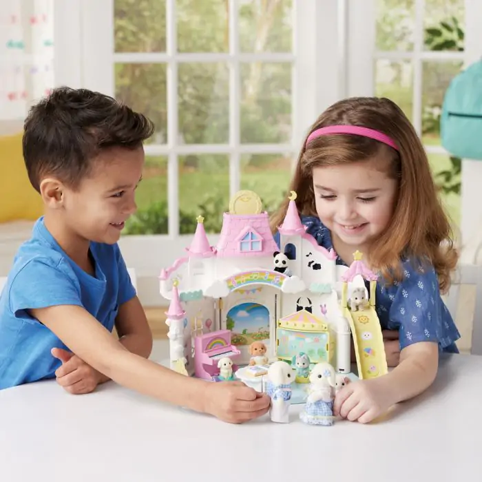 Sylvanian Families Sunny Castle Nursery - Image 3